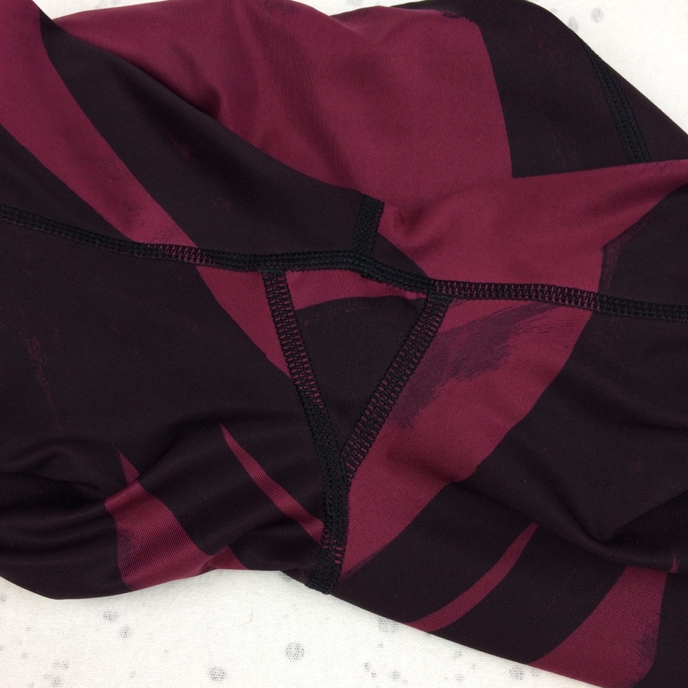 Lululemon All Sport Crop Back Spin Stroke 4 - Picture 6 of 7